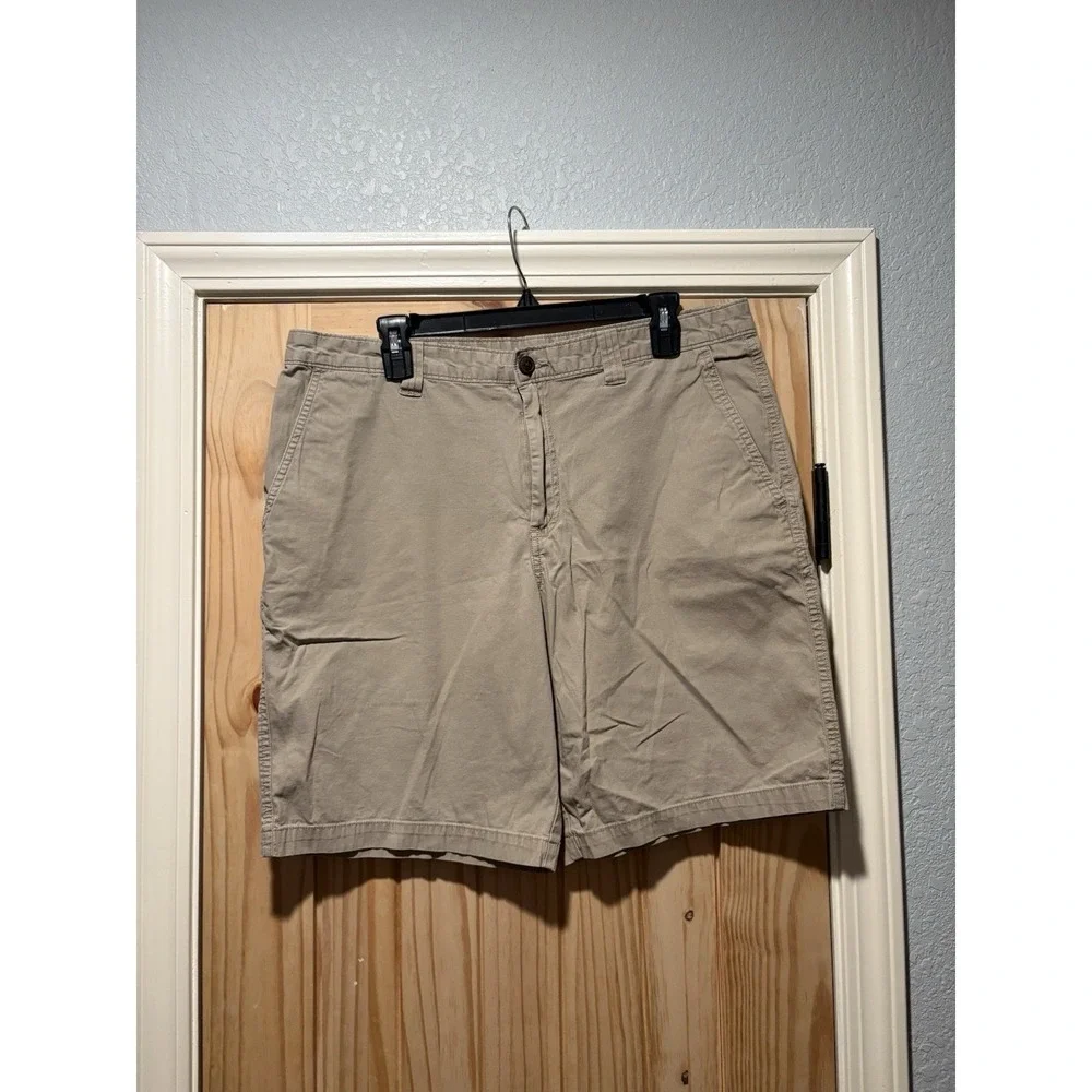 Magellan Outdoors Chino Shorts Men 34 Khaki Excellent Cotton Stretch SGMGMO5707